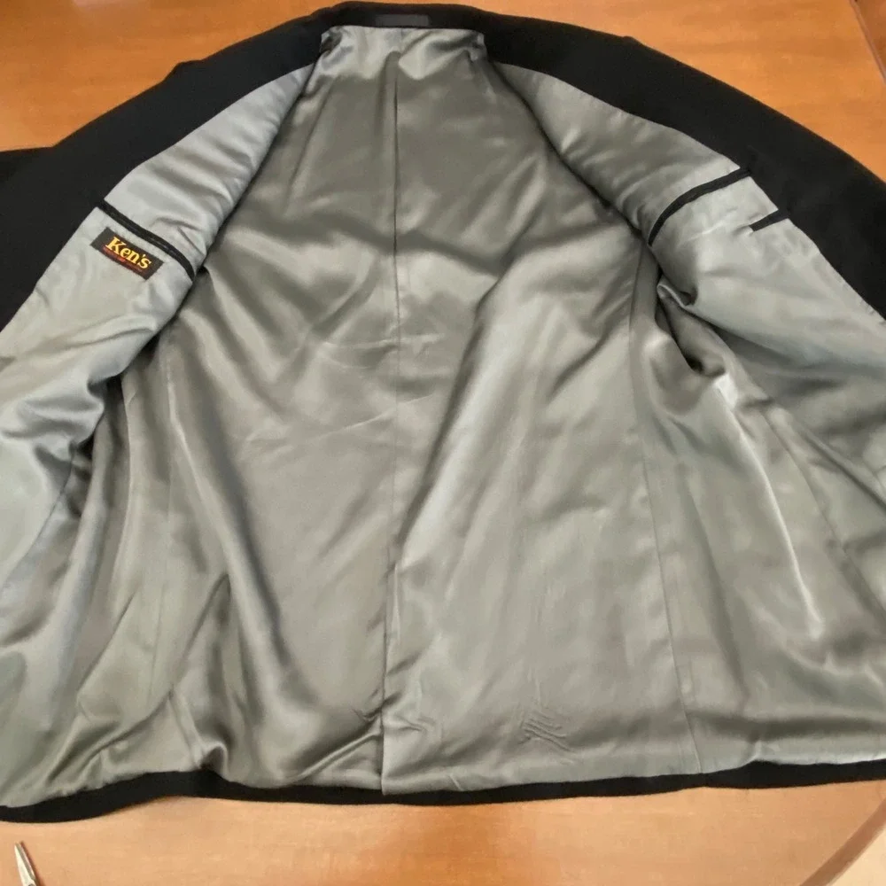 Ken's Man's Shop Piacenza Pure Italian Cashmere Black Blazer Mens 48L USA Made